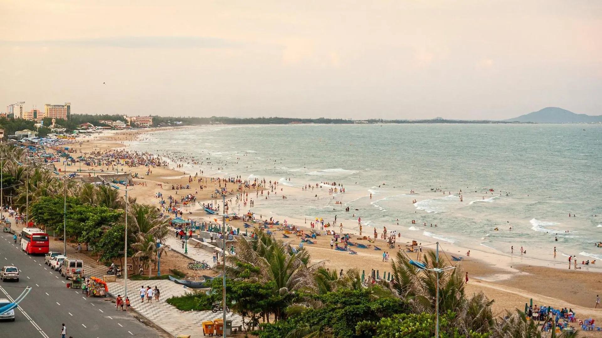 Villages Blue Day Bai Sau Rong Ho Boi Dep Vung Tau